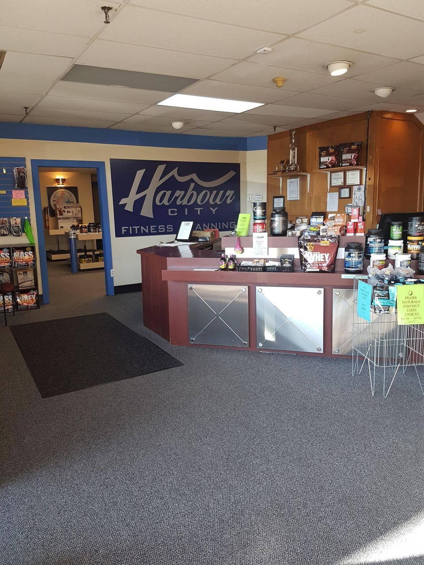 Howard Johnson By Wyndham Nanaimo Harbourside Екстер'єр фото